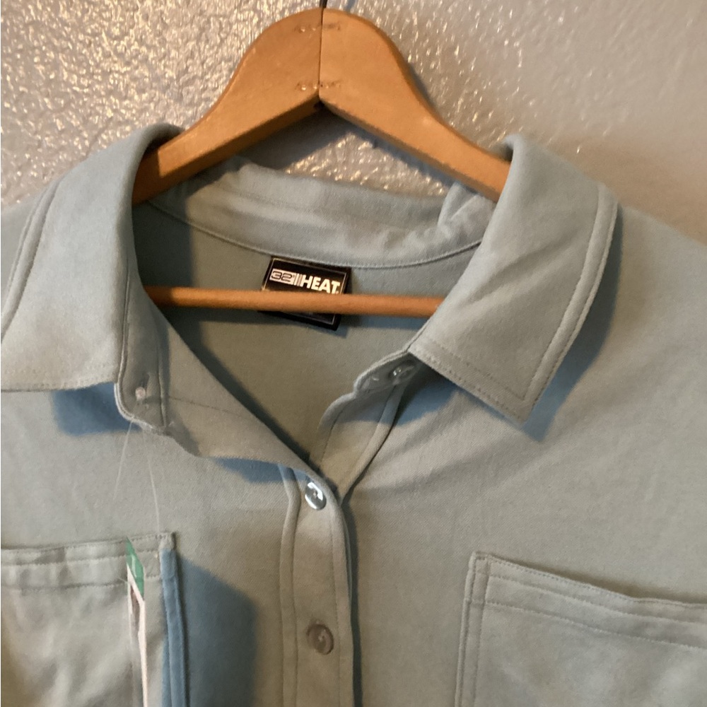 32 Degree Heat Button-Up Shirt. NWT - Picture 4 of 7